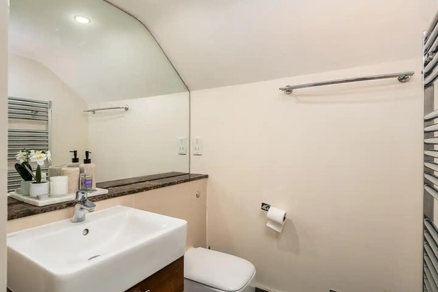 Apartment Pass The Keys Stylish Flat With Free Parking St Albans