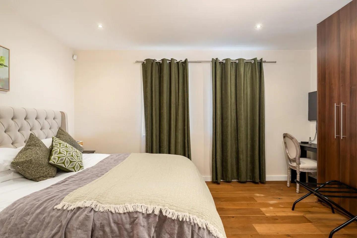 Apartment Pass The Keys Stylish Flat With Free Parking